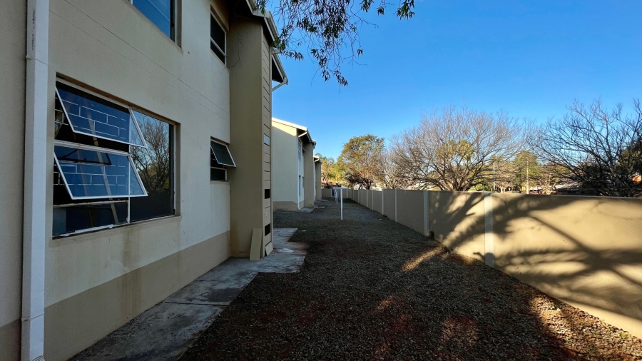2 Bedroom Property for Sale in Wilkoppies North West